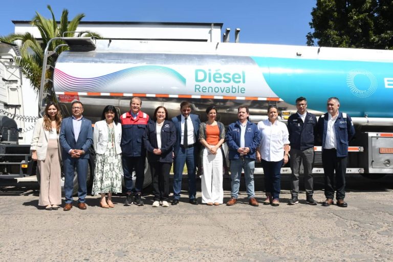 Foto presentación Diésel Renovable Enap (1)